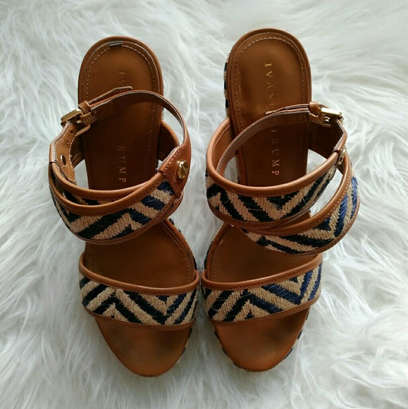 Ivanka Trump Women's Halyn Chevron Wedge Sandal - Picture 5 of 6